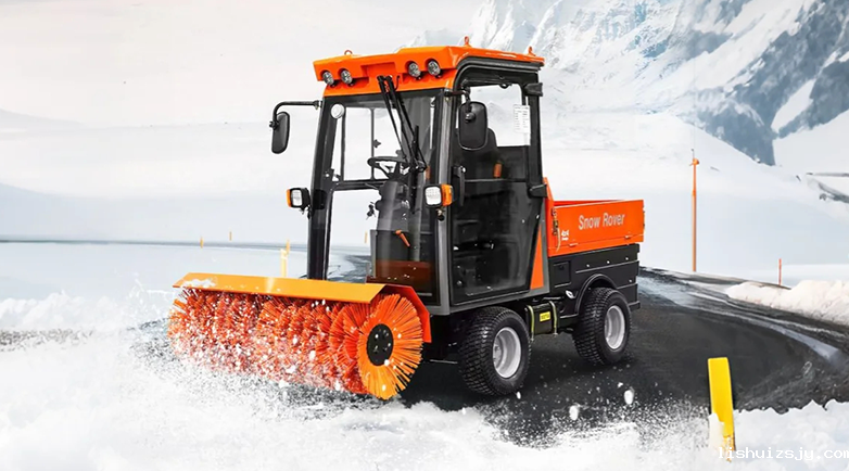 YZ-SXJ150三合一多功能扫雪车