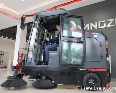 驾驶式扫地机清扫不干净是怎么回事