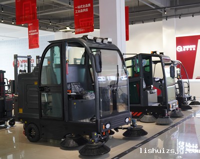 BETVICTOR伟德电竞在线客服扫地机室内使用时需要注意什么