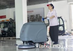 全自动洗地机耗材使用成本高不高